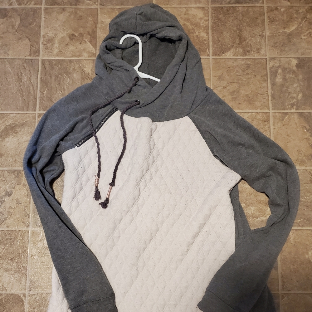 Maurices hooded sweatshirt w/ zipper accent size L